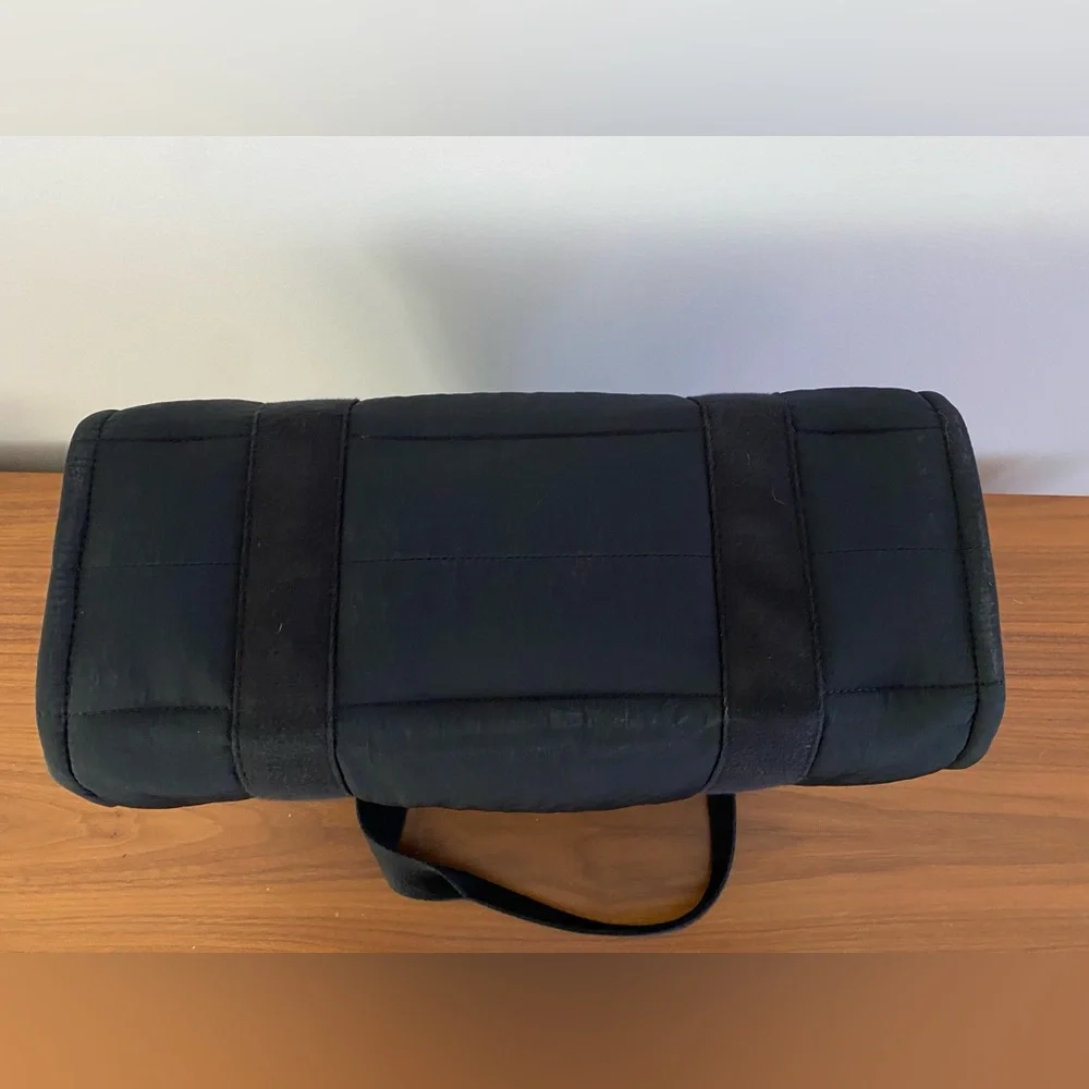 lululemon black padded boxy tote bag - Picture 15 of 15